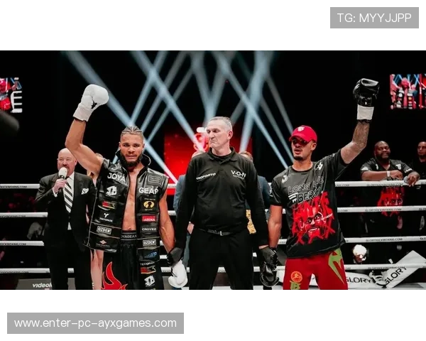 UFC选手怒喊：“继续打！”——燃爆赛场的瞬间与背后的激情