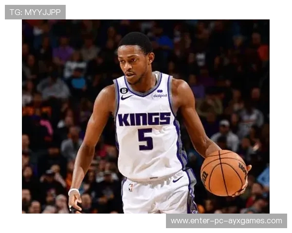 国王福克斯全场压制对手，突破与分球频频得分：速度与视野的华丽演出