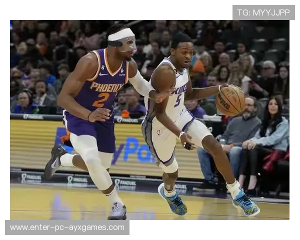 福克斯精准传球助攻队友得分，国王在客场胜出