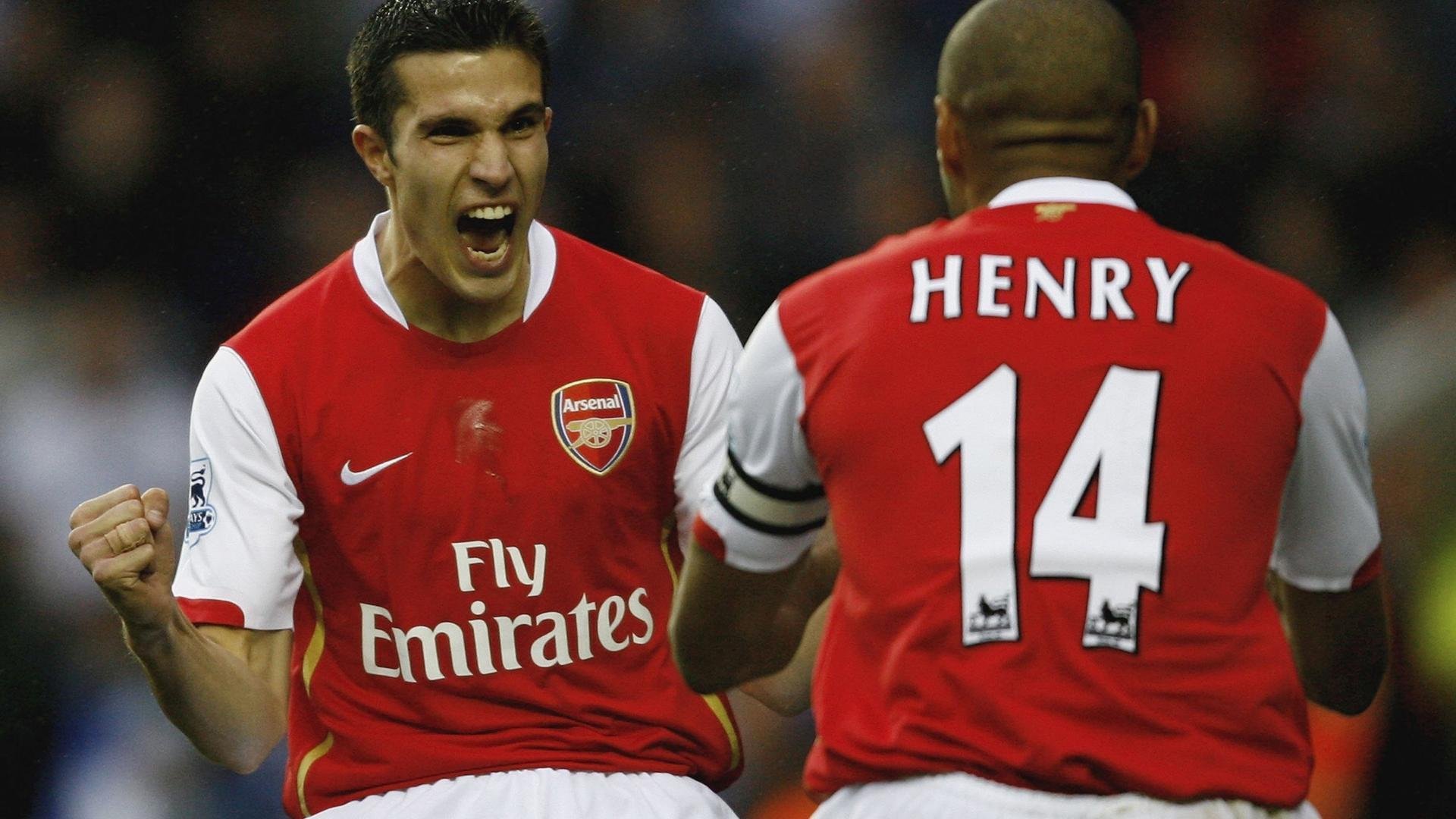 “德甲新兴队亮眼表现，冲击欧冠资格”，德乙新星